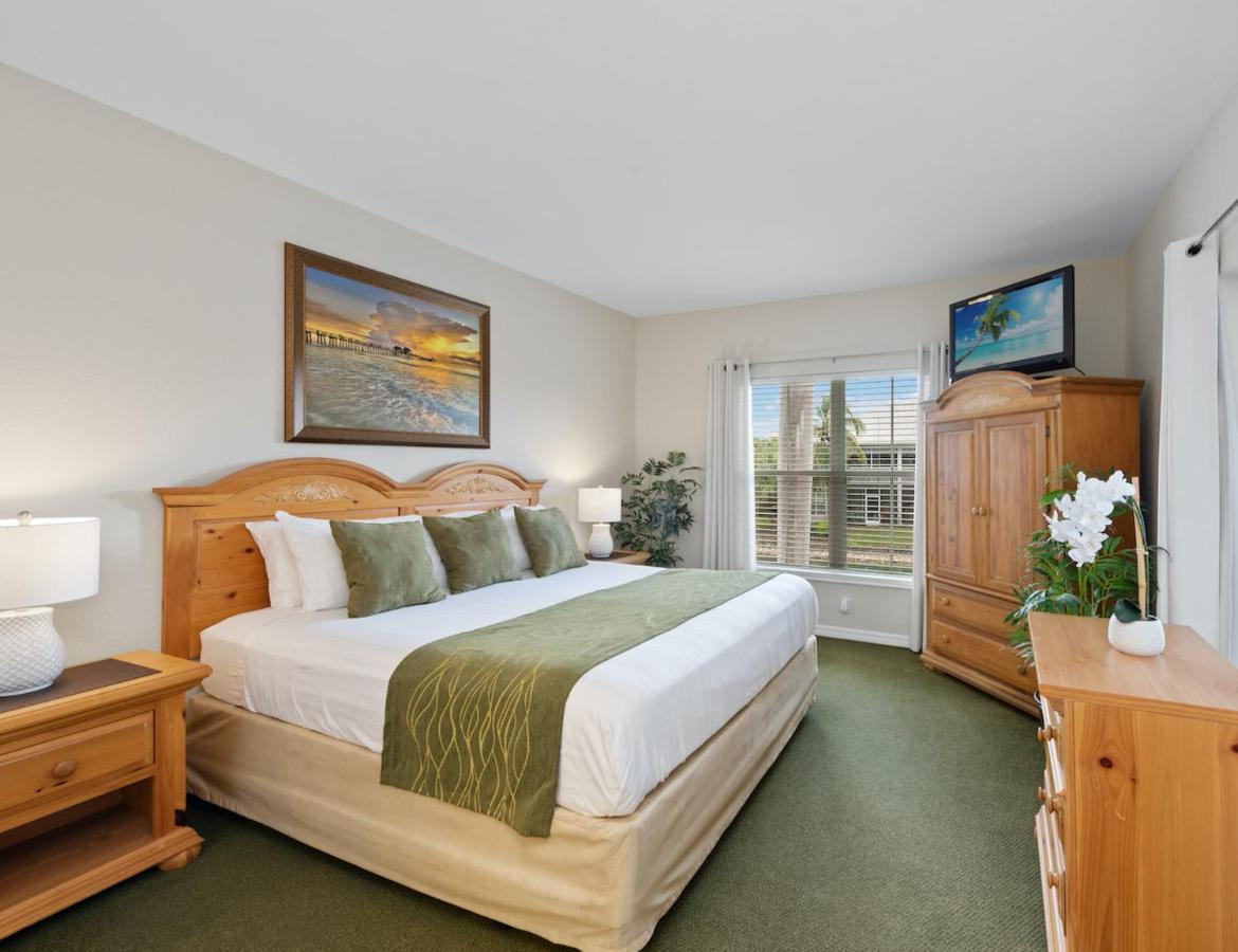 Lely Greenlinks Top Floor - On Golf Course, Minutes From Beaches, Downtown! Нейплсз Екстер'єр фото