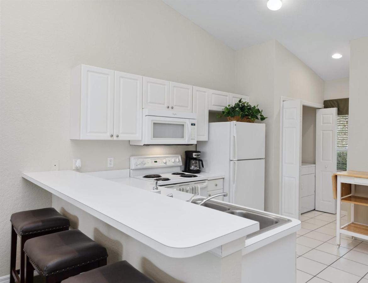 Lely Greenlinks Top Floor - On Golf Course, Minutes From Beaches, Downtown! Нейплсз Екстер'єр фото